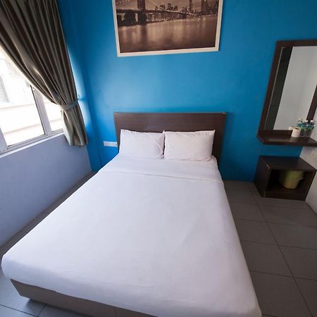 Golden Pearl Hotel Near Universiti Tun Hussein Onn Malaysia Uthm Batu Pahat Exterior foto