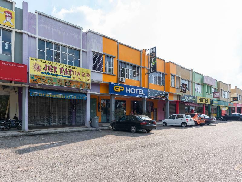 Golden Pearl Hotel Near Universiti Tun Hussein Onn Malaysia Uthm Batu Pahat Exterior foto
